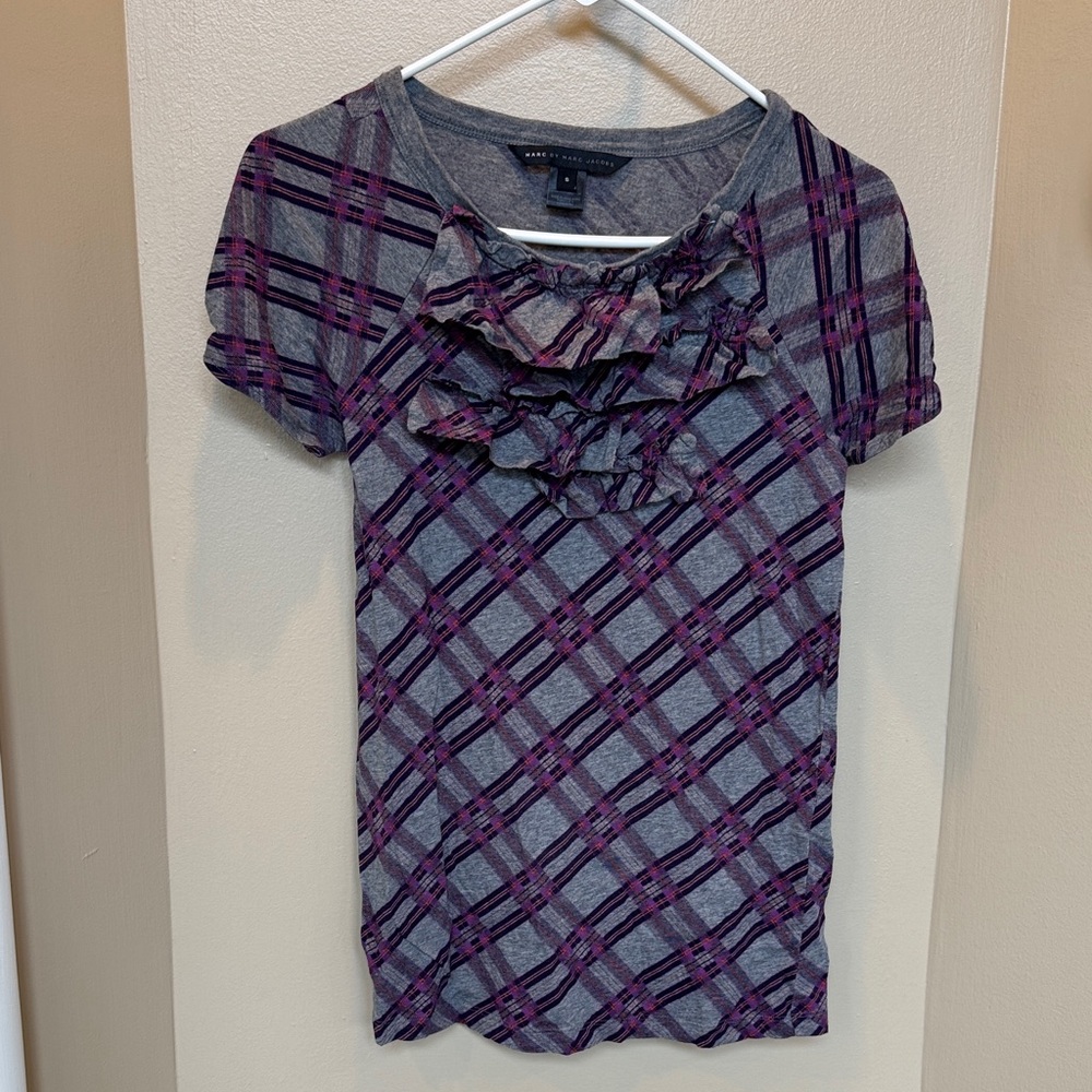 Marc by Marc Jacobs Women’s Gray&Purple Plaid Ruffle Tee small good condition